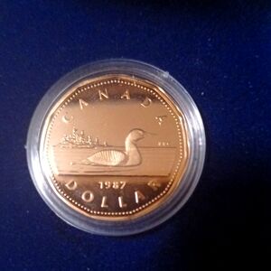 1987 Canada Dollar Coin